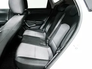 Kia  12