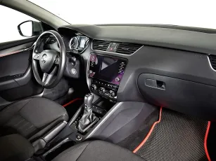 Skoda  8