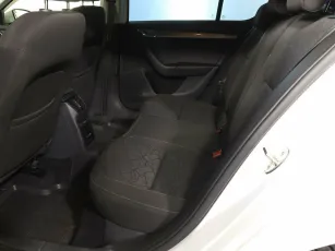 Skoda  16