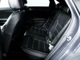 Kia  12