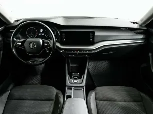 Skoda  8