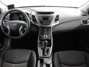 Hyundai  6