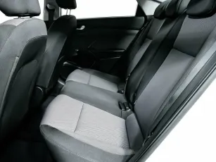 Hyundai  11
