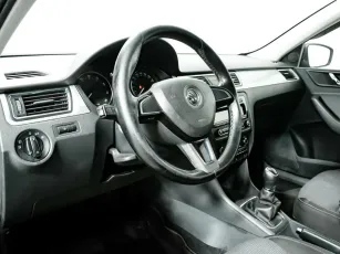 Skoda  8