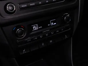 Skoda  9