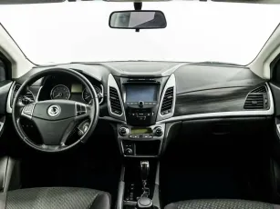 SsangYong  6