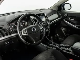 SsangYong  7