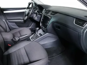 Skoda  8