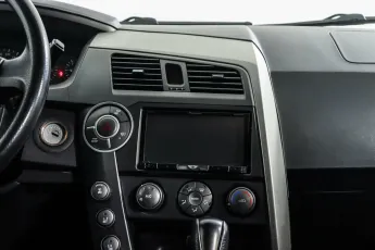 SsangYong  8