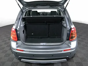 Suzuki  16
