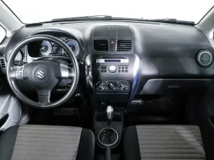 Suzuki  9