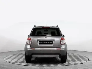 Suzuki  6