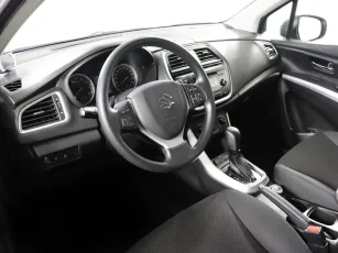 Suzuki  8