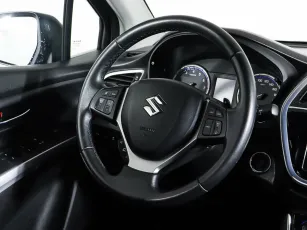 Suzuki  12