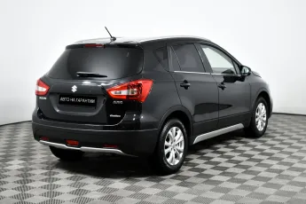 Suzuki  6