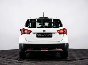 Suzuki  4