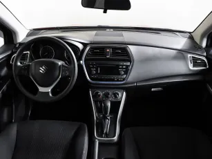 Suzuki  10