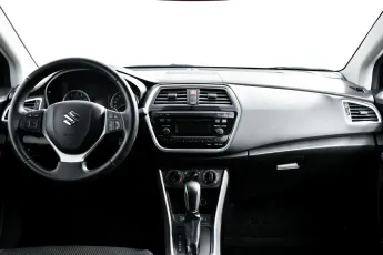 Suzuki  10