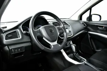 Suzuki  11
