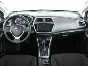 Suzuki  6