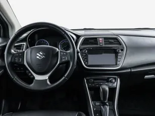 Suzuki  8