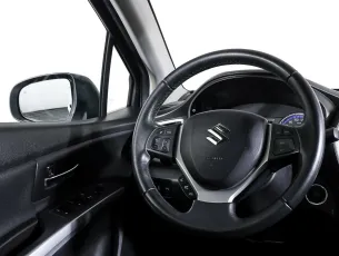 Suzuki  12