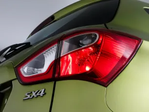 Suzuki  8