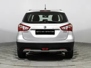 Suzuki  4