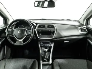 Suzuki  6