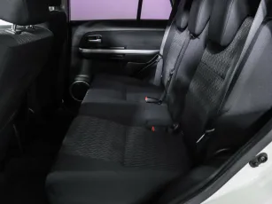 Suzuki  10