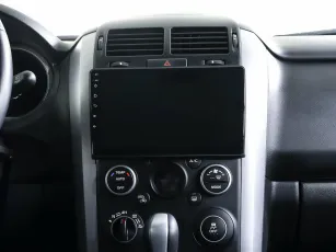 Suzuki  13