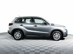 Suzuki  4