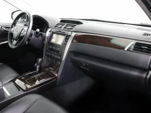 Toyota  5