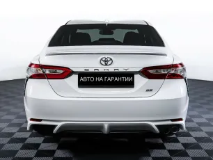 Toyota  6