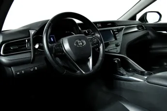 Toyota  11