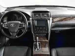 Toyota  10