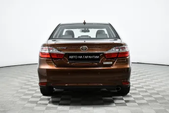 Toyota  6