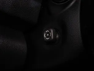 Toyota  17