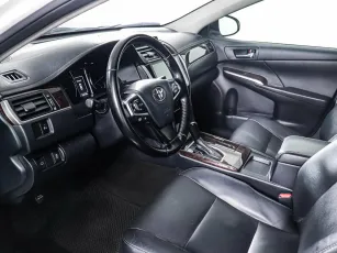 Toyota  11