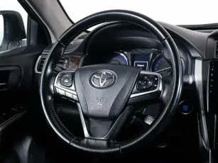 Toyota  13