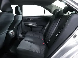Toyota  15