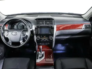 Toyota  10