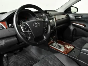 Toyota  11