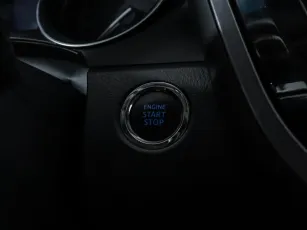 Toyota  12