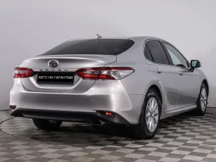 Toyota  5