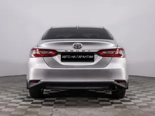 Toyota  6