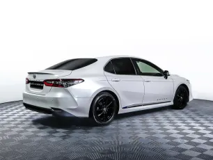 Toyota  5