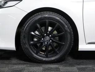 Toyota  8