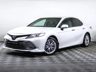 Toyota Camry,  VIII (XV70)