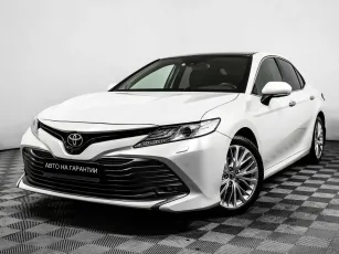 Toyota Camry,  VIII (XV70)